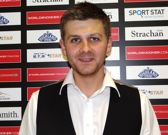 UK Championship - Day shocks Ding & Selby safely through