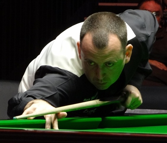 Mark Williams on cue at The Masters 2018